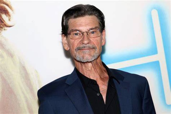 Unveiling The Age Of Sean Swayze: A Timeless Icon