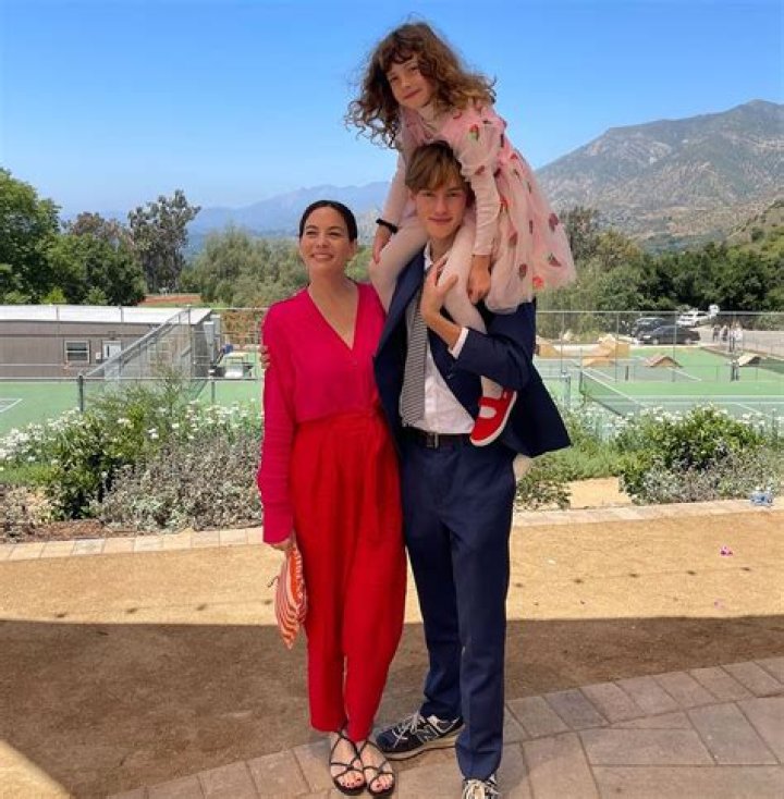 Unveiling The Extraordinary Journey Of "Liv Tyler Mum": Discoveries And Insights
