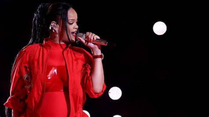 Unveiling The Heartwarming Surprise: Rihanna's Encounter With A Dedicated Young Fan