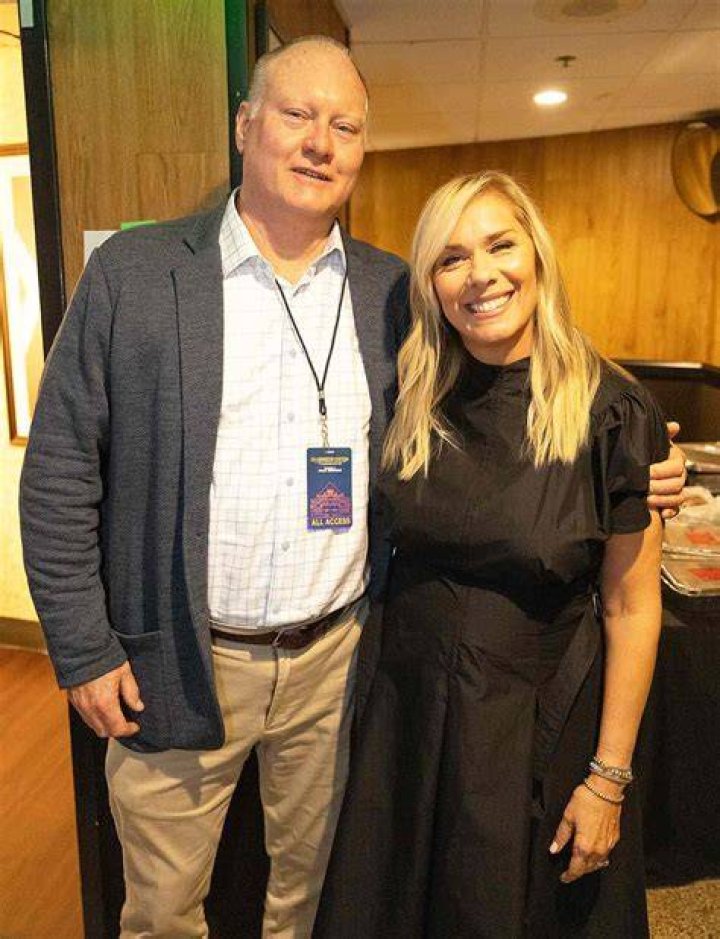 Unveiling The Life And Career Of Chuck Morgan: Leanne Morgan's Husband