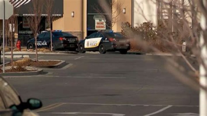 Utah mall shooting 2 injured outside Fashion Place in Murray
