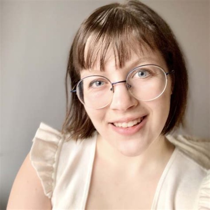 Valerie Cossette Bio, Career & Net Worth 2021 DS News
