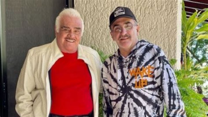 Vicente Fernández ¿Cuántos hijos tuvo y a qué se dedican? Una es adoptada