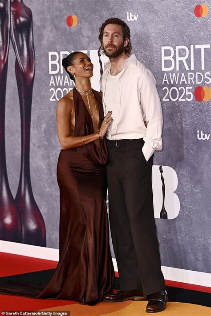 Vick Hope Husband Is Vick Hope Married?