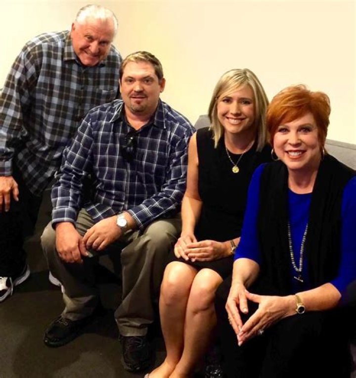 Vicki Lawrence Children Meet Courtney Allison Schultz, Garrett