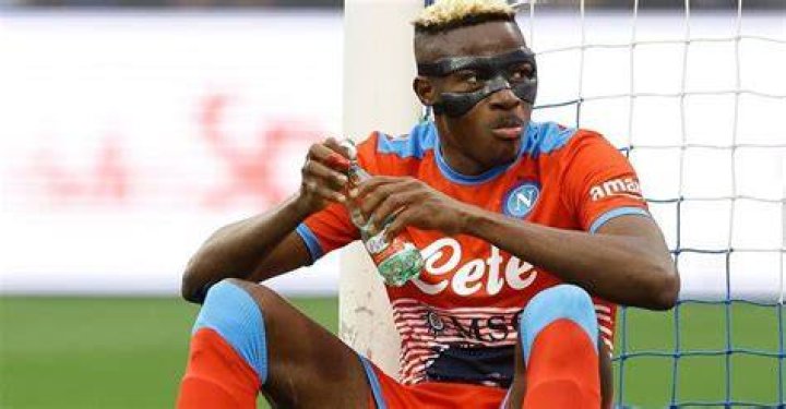 Victor Osimhen &egrave; guarito dal Covid, l'annuncio del Napoli