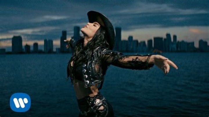 Video of Kimberly Loaiza's husband dancing when he was not famous goes