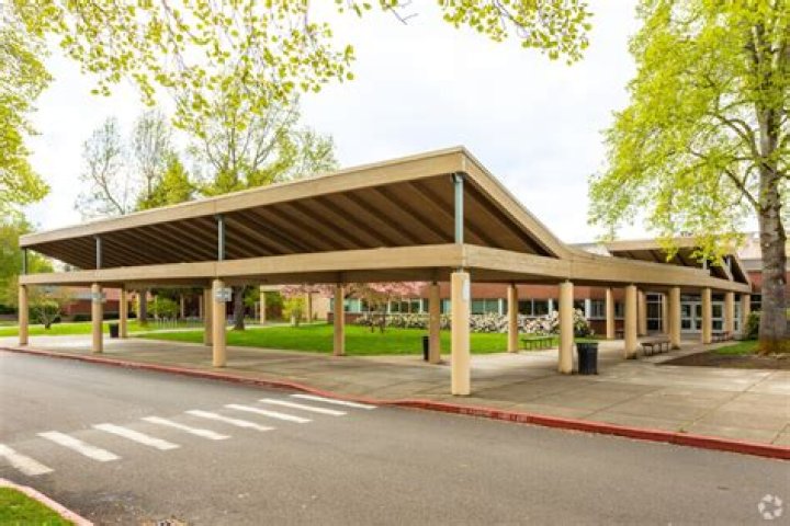Video of Tualatin middle school assault goes viral, sparking
