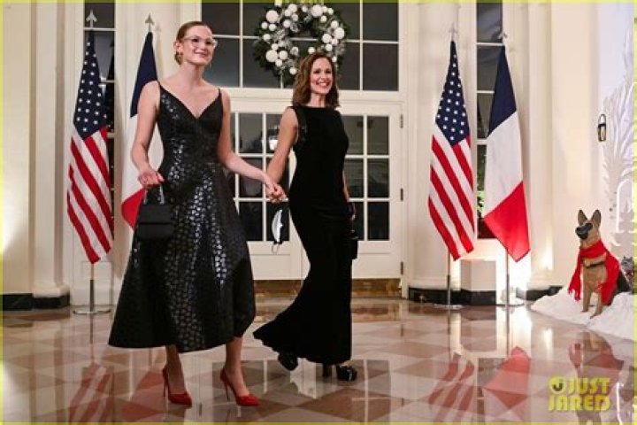 Violet Affleck looks all grown up as she attends state dinner with