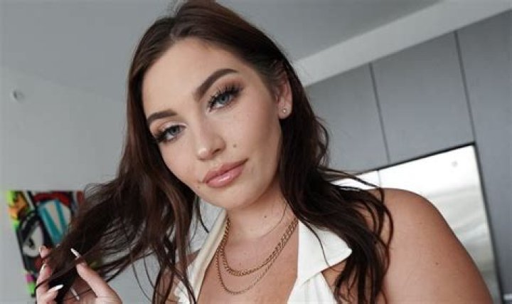 Vivian Taylor (Actor) Age, Wiki, Height, Weight, Family, Husband