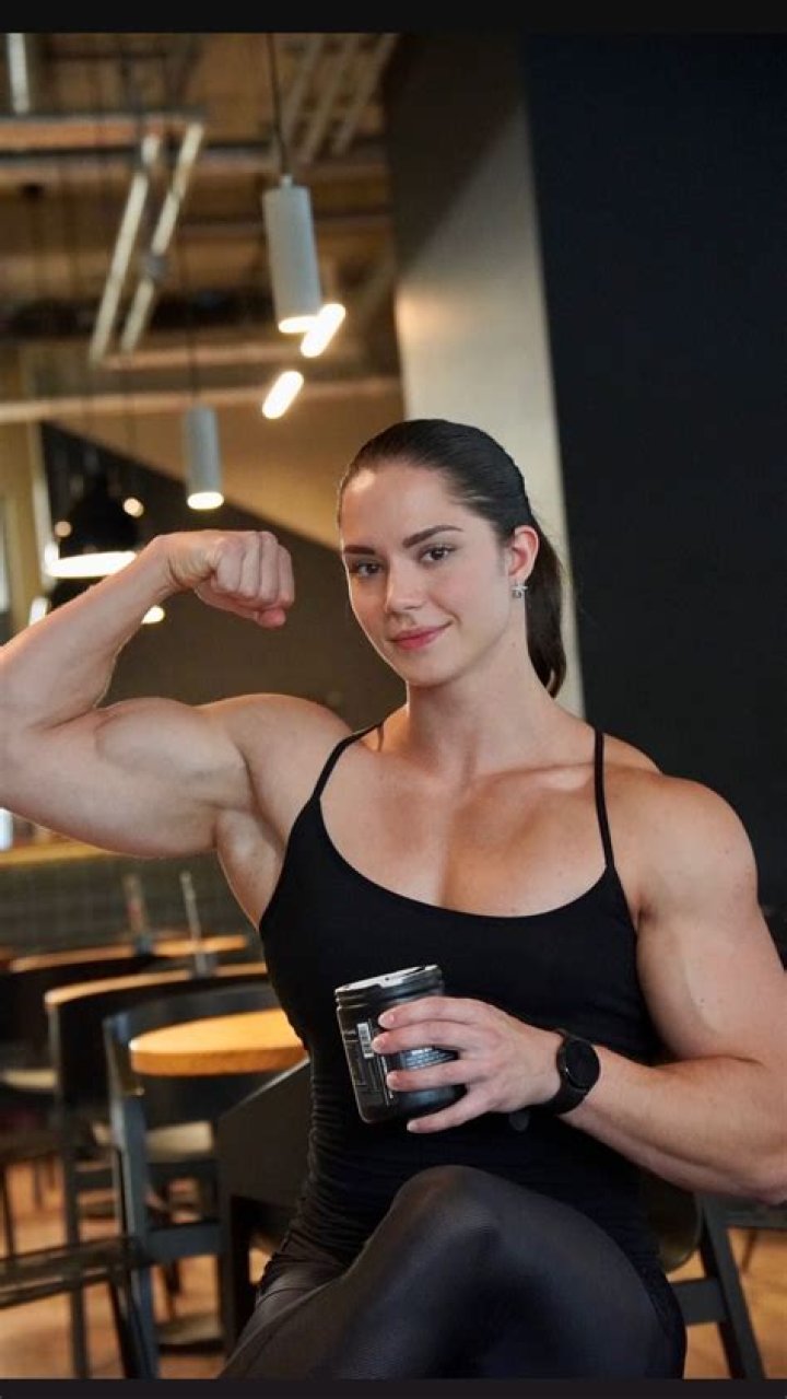 Vladislava Galagan, the Female Bodybuilder Lennon Wall