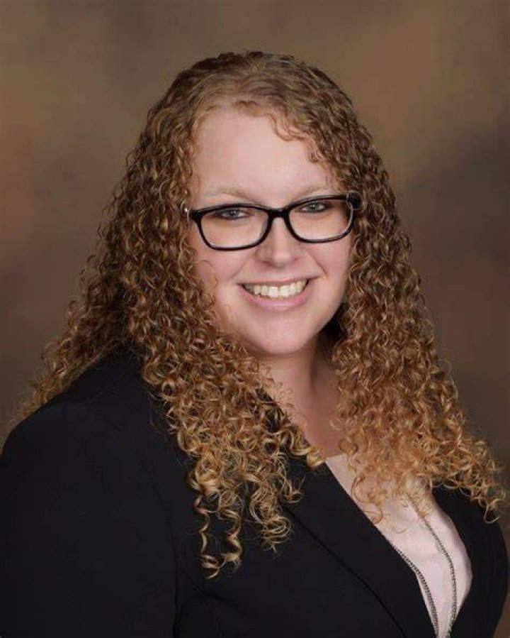 Volunteers of Associated Amanda Ingram, Bank Manager Associated Bank