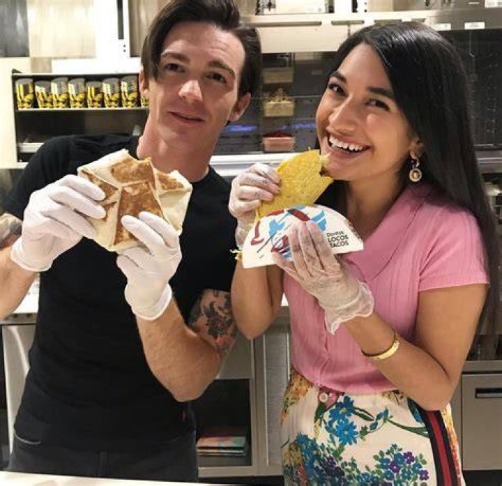 Von Schmeling esposa de Drake Bell (11) Barrio