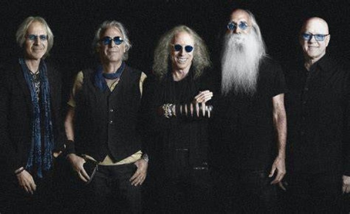 Waddy Wachtel on Touring With Stevie Nicks Best Classic Bands