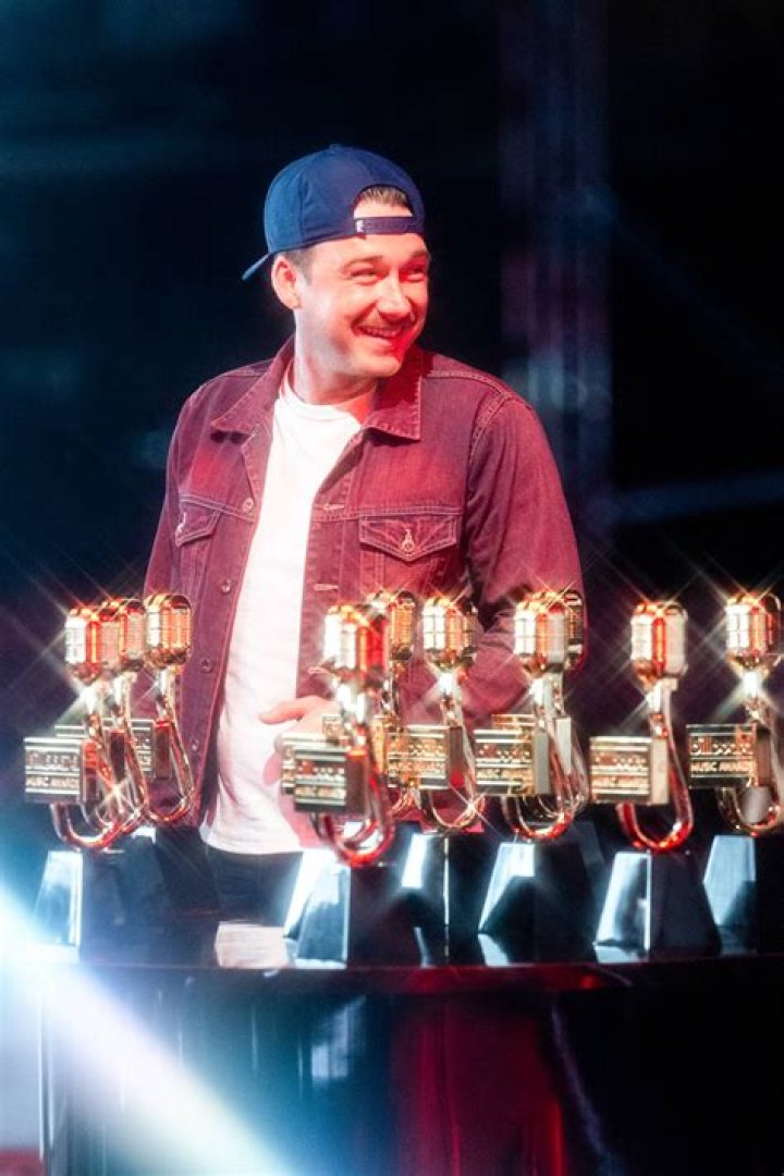 Wallen Wins 3 Billboard Awards Despite Being Banned