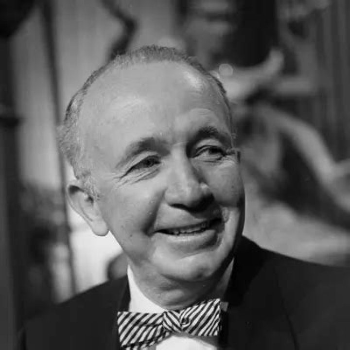 Walter Brennan Net Worth Celebrity Net Worth