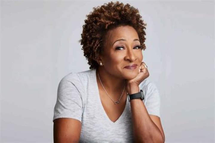 Wanda Sykes Biography Wife, Age, Young, Net Worth, Height, Husband, TV