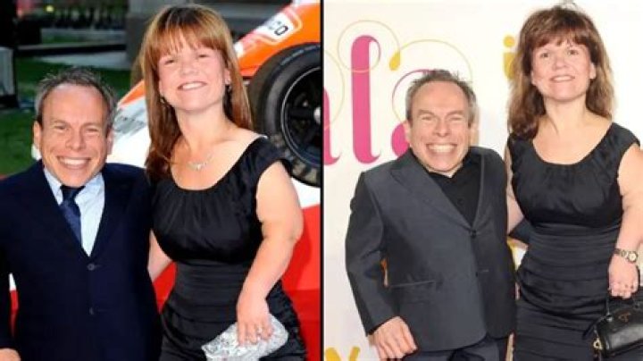 Warwick Davis gathered family to say goodbye to his wife amid