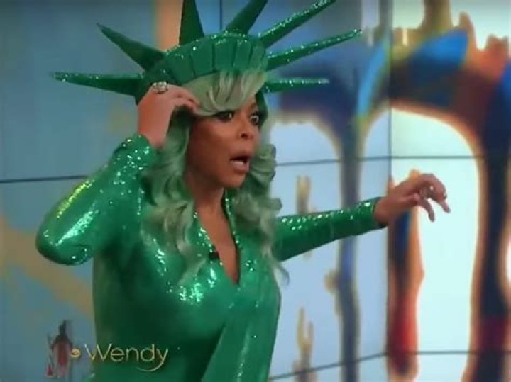 Wendy Williams terrifies viewers as she collapses live on air The