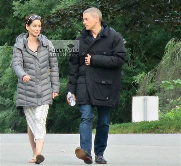 Wentworth Miller And Sarah Wayne Callies Talk About Pregnancy