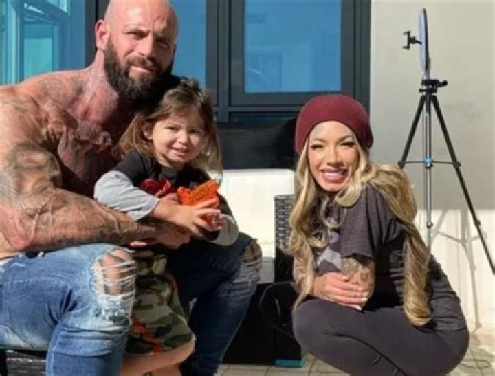 Wes Watson is Married to Wife Valerie. Kids