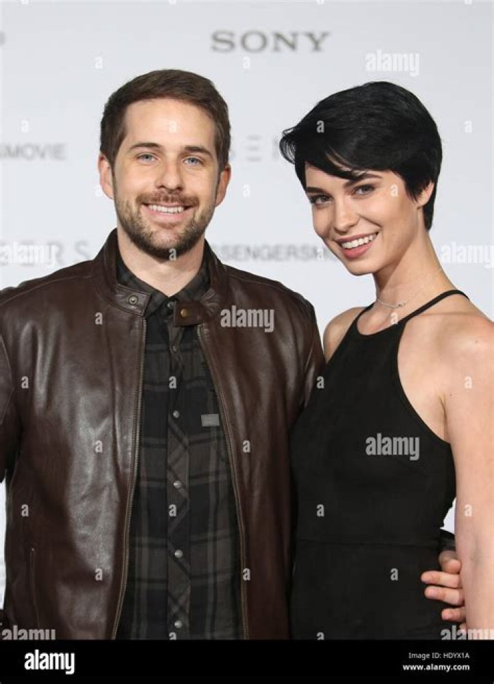 Westwood, CA DECEMBER 14 Ian Hecox, Pamela Horton, At Premiere Of