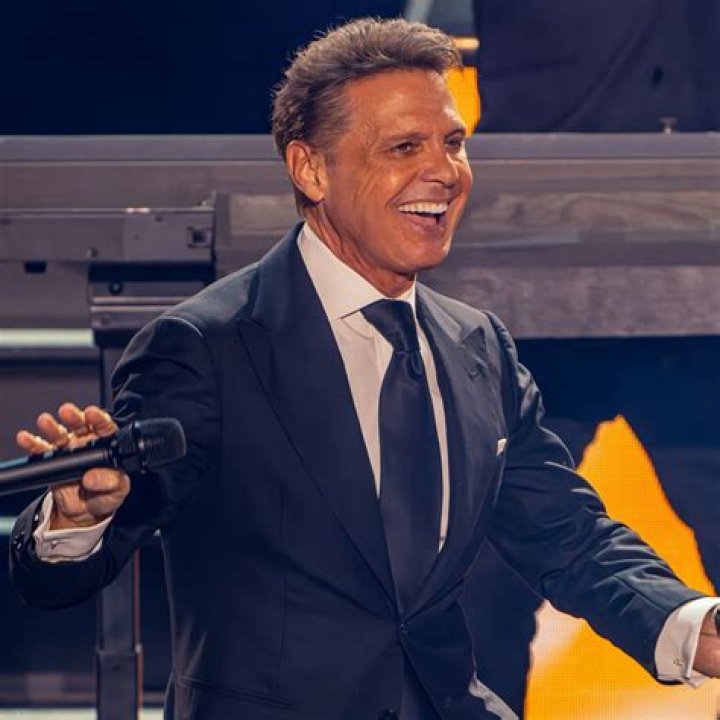 What Happened To Luis Miguel's Brothers? Mind Life TV