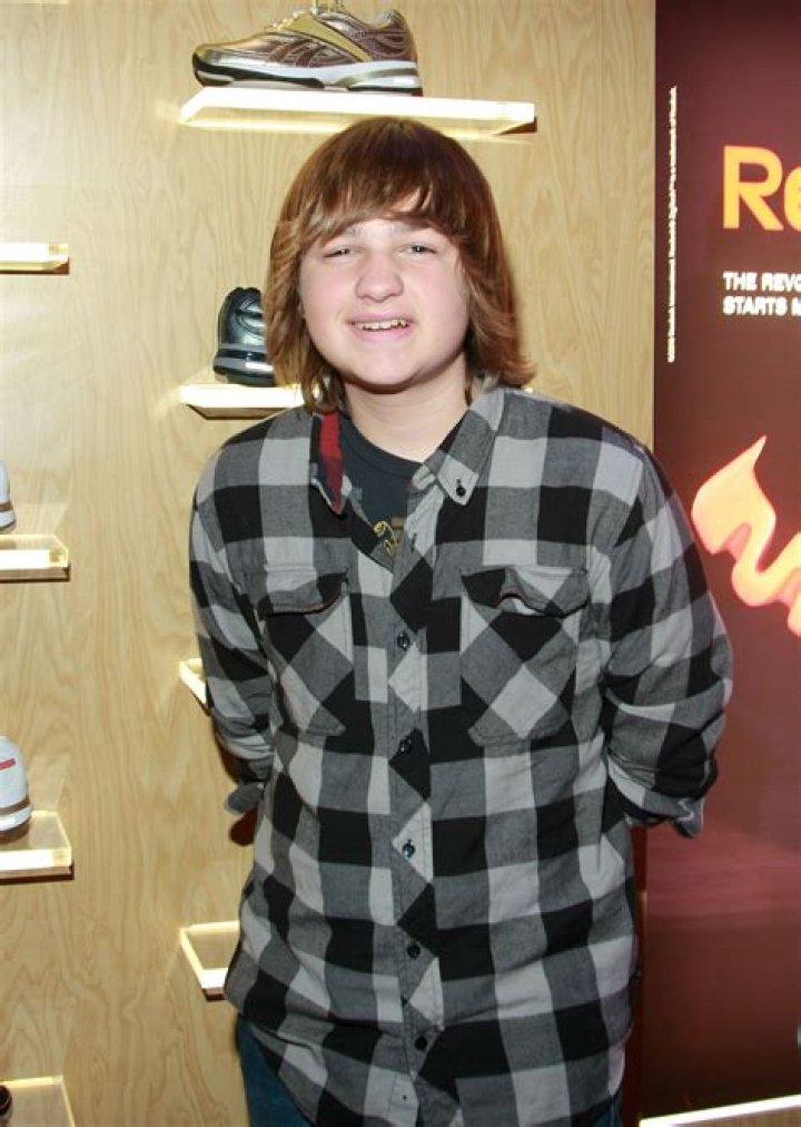 What is Angus T. Jones' net worth? "Two and a Half Men" star looks
