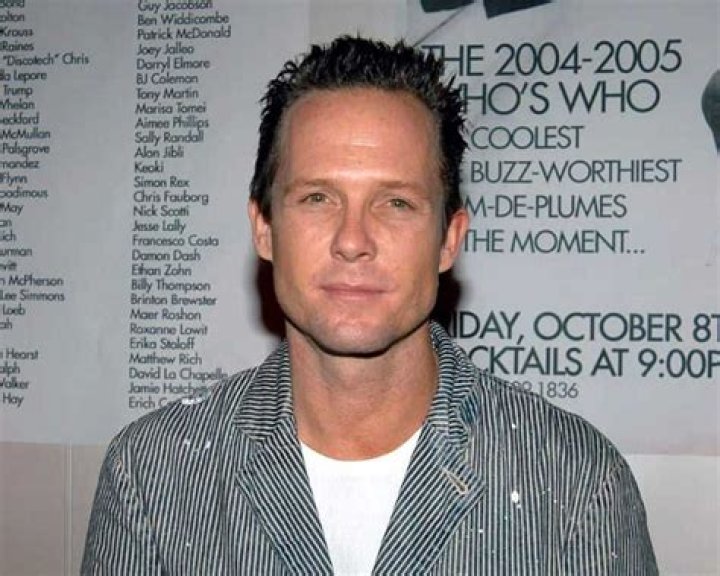 What Is Dean Winters Net Worth 2023 Overview, Interview MUSICAFM