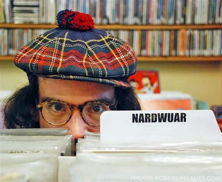 What Is Nardwuar's Net Worth In 2022? Earnings & Assets OtakuKart