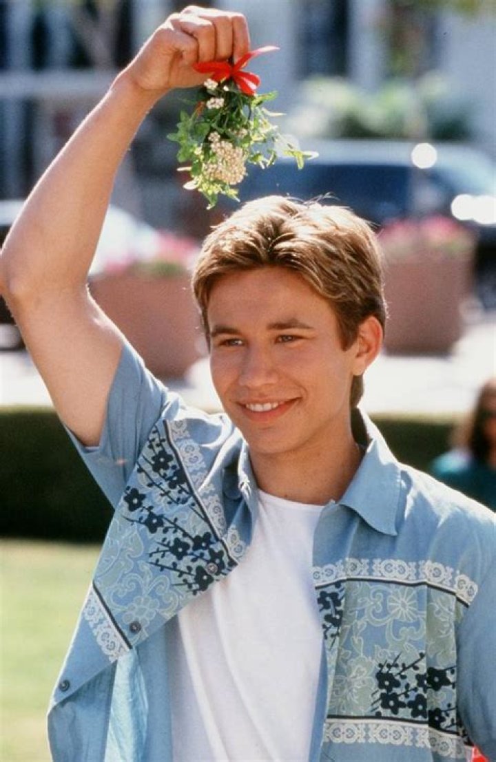 Whatever happened to 90s heart-throb Jonathan Taylor Thomas? ·