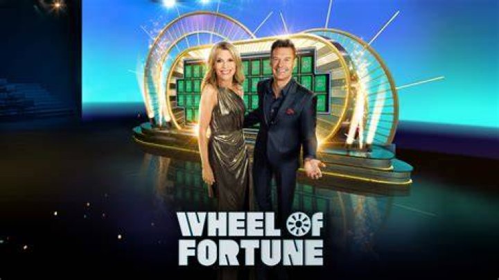 Wheel of Fortune fans baffled by contestants' bizarre behavior in new episode and beg them to sto
