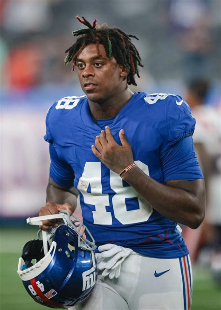 Where did Tae Crowder go to high school? Celebrity FAQs