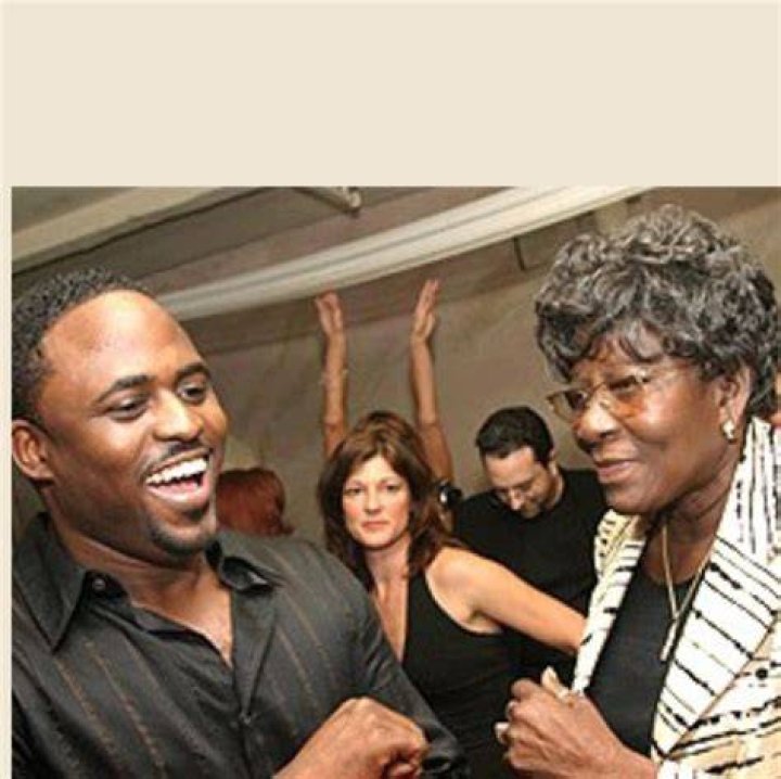 Where is Wayne Brady parents from?