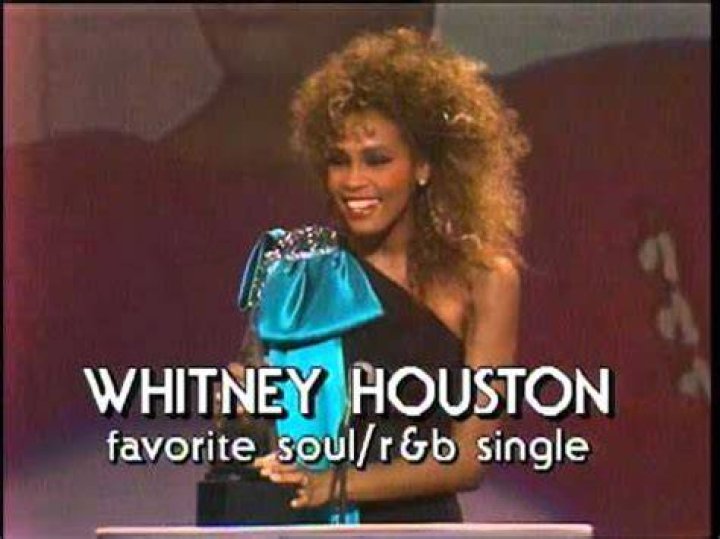 Whitney Houston Wins Soul R&B Female - AMAs 1989 - live r&b music houston texas