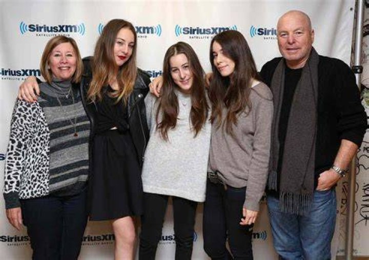 Who are Alana Haim Parents? Meet Mordechai Haim and Donna Haim