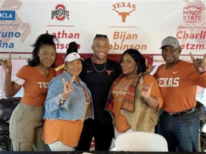 Who are Bijan Robinson Parents Meet Lamore Saul and Lamont