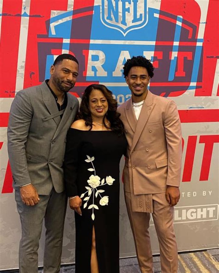 Who are Bryce Young's parents Craig Young and Julie Young?