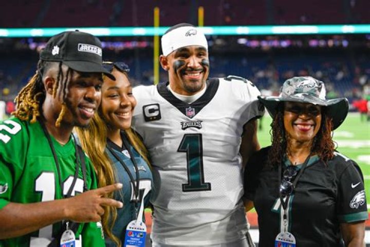 Who are Jalen Hurts' Parents?