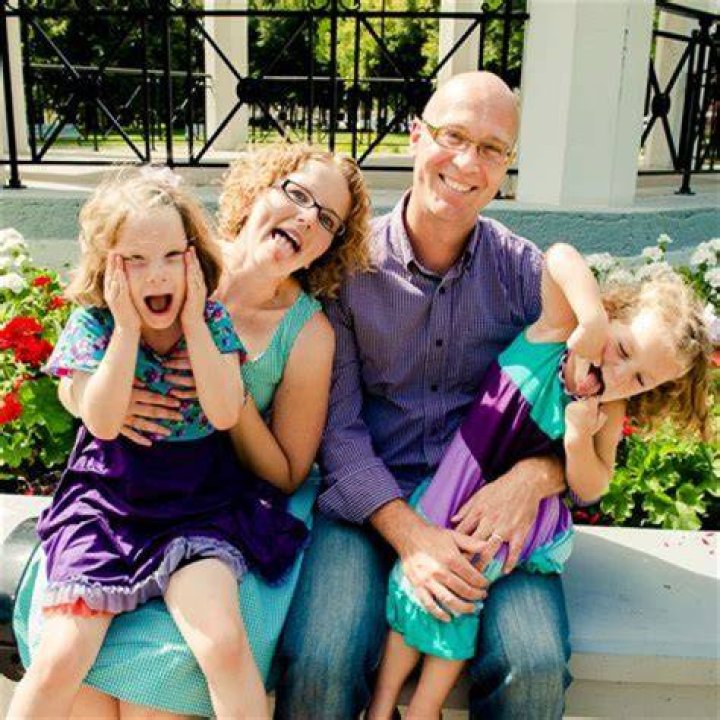 Who Are Phil Wells And Joan Bowers? Tauren Wells Parents Wife Age Gap