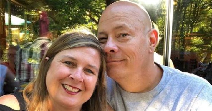 Who are Zach Shallcross' parents? 'The Bachelor' star discusses his sex