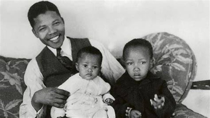 Who are Zoleka Mandela Parents? Meet Zwelibanzi Hlongwane and Zindzi