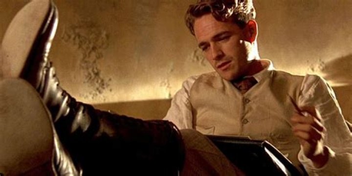 Who did Luke Perry play in Riverdale? The US Sun
