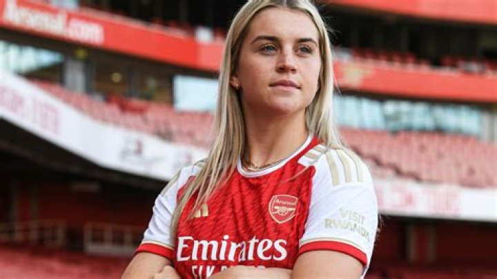 Who is Alessia Russo's Partner? The Footballer's Love Interest OtakuKart