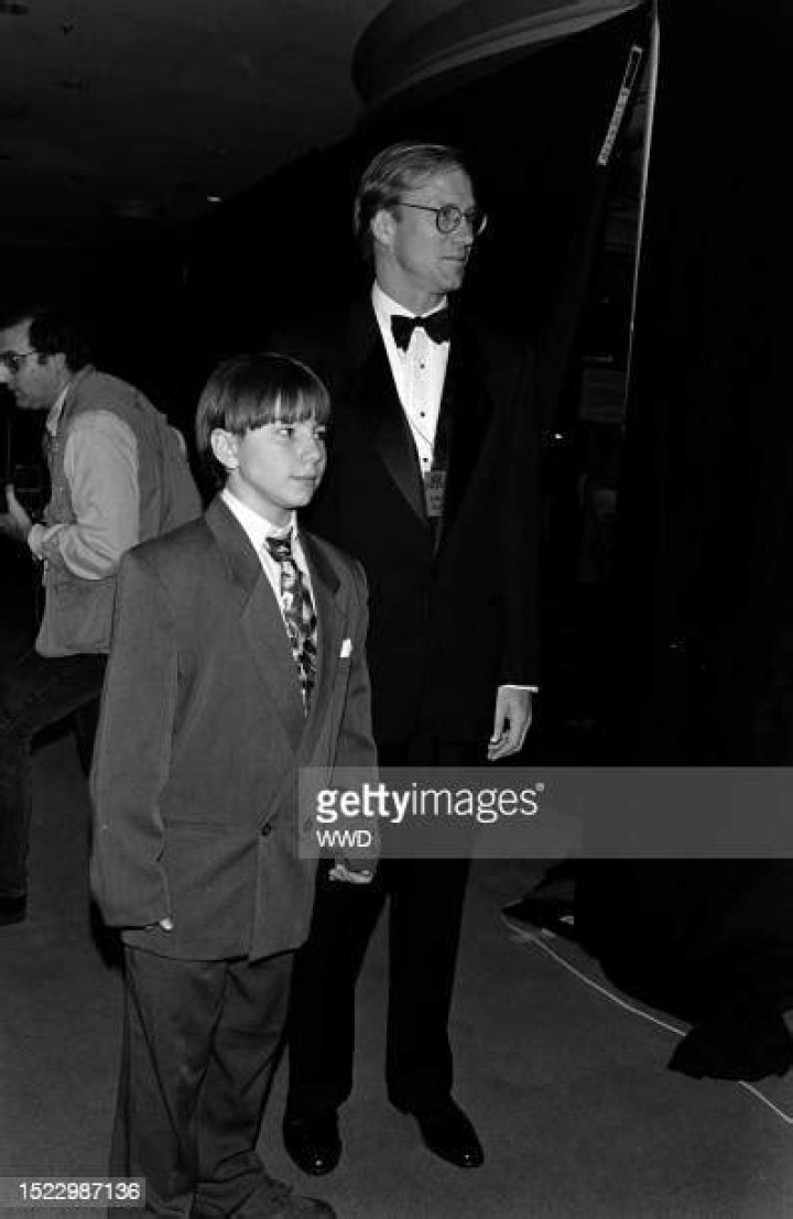 Who Is Alexander Devon Hurt? Everything To Know About William Hurt Son ·