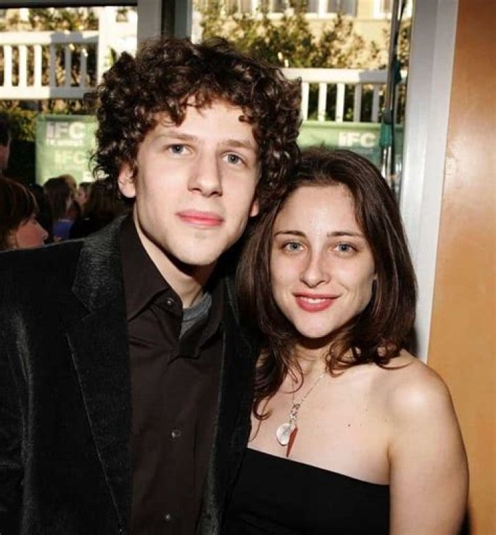Who is Anna Strout? Everything about Jesse Eisenberg's wife Briefly.co.za