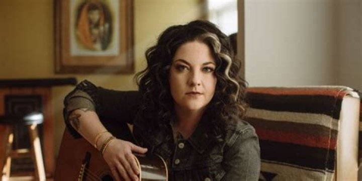 Who is Ashley McBryde Dating Now? Past Relationships, Current