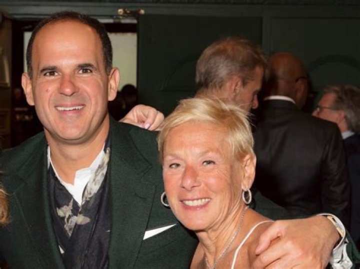 Who Is Bobbi Raffel? The Untold Truth Of Marcus Lemonis&rsquo; Wife