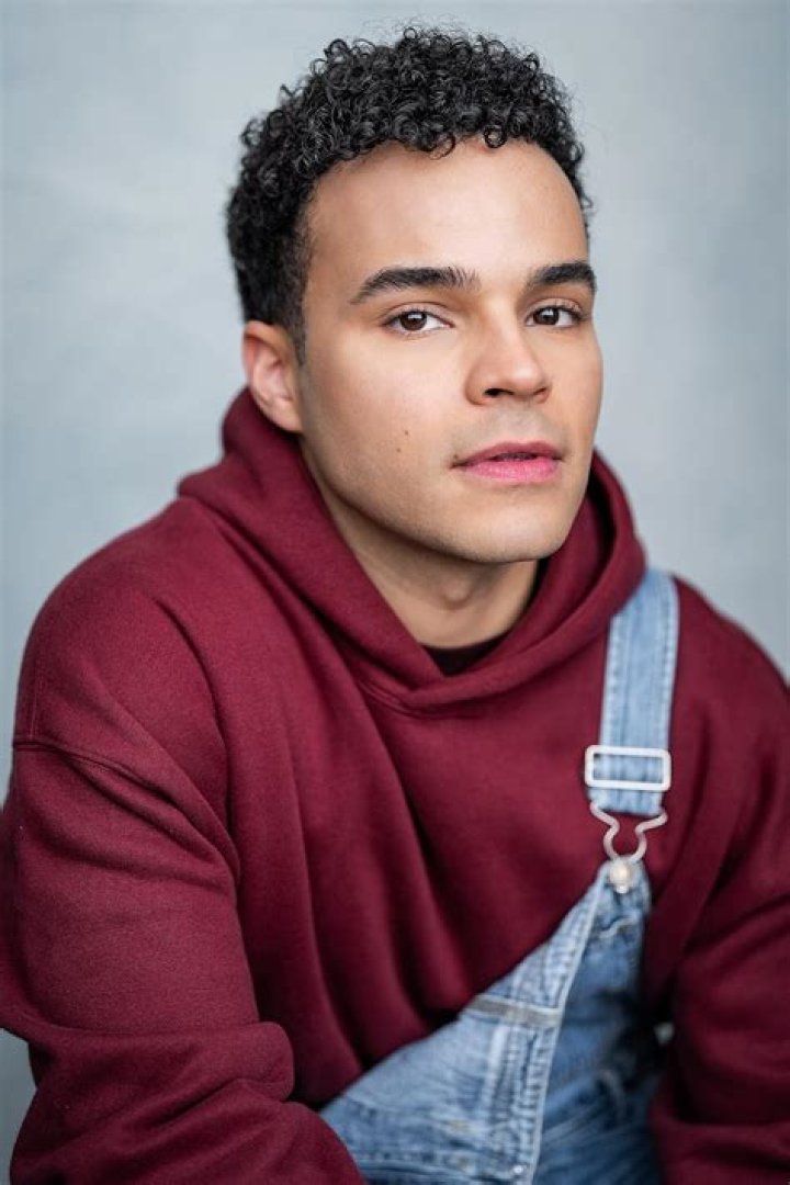 Who is Chris Medlin? Biography, Wiki, Net worth, Age, Height, Parents