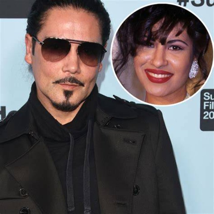 Who is Chris Perez's Wife? Girlfriend, Net Worth 2022, Child